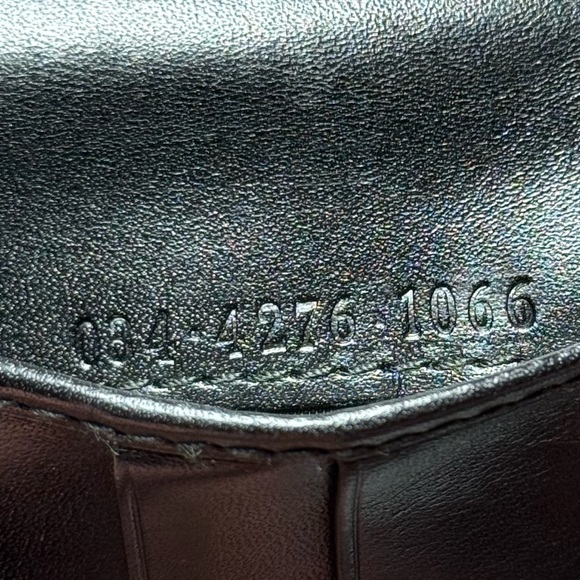 Authentic GUCCI Men’s Wallet - Picture 11 of 12